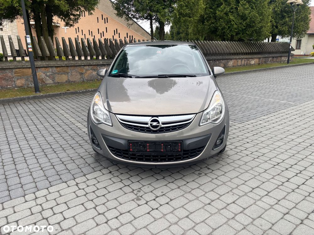 Opel Corsa 1.4 16V Satellite - 3