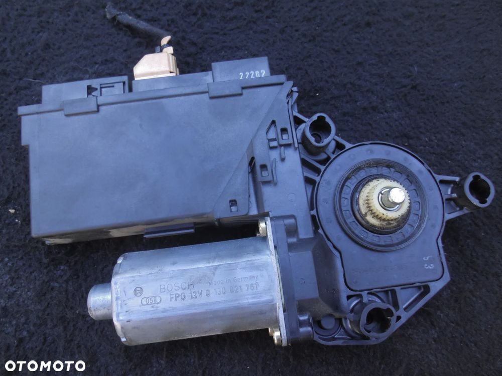 AUDI A4 B6 SILNICZEK PODNOŚNIK SZYBY LEWY TYŁ 8E0959801A POSIADAM 2 SZT - 3