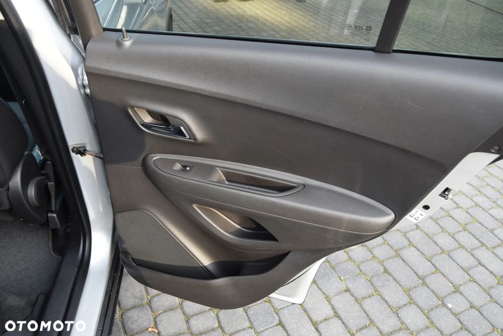 Chevrolet Trax 1.7 D LTZ - 19