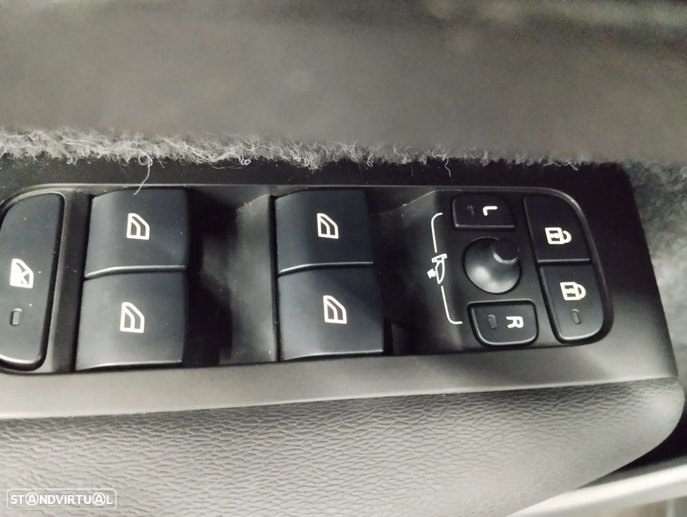 Volvo XC 40 1.5 T5 PHEV Inscription — fotografia 18