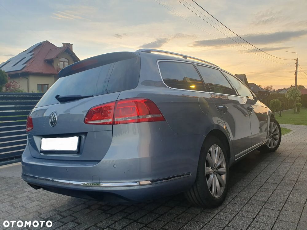 Volkswagen Passat 2.0 TDI Highline - 18