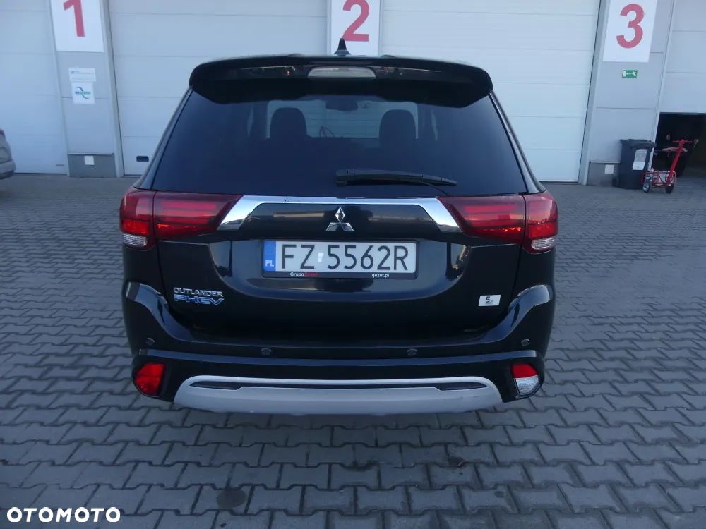 Mitsubishi Outlander ver-2-0-instyle-plus-4wd-cvt - 6