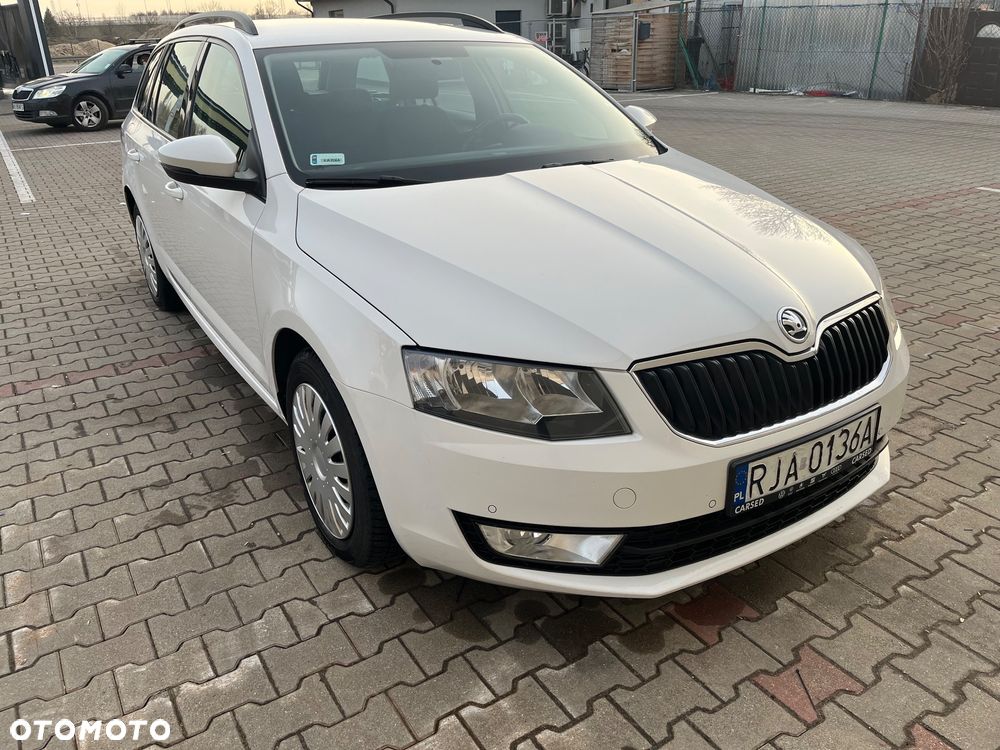 Skoda Octavia 1.6 TDI Ambition - 2