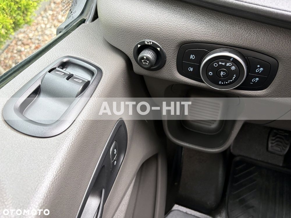 Ford Transit - 28