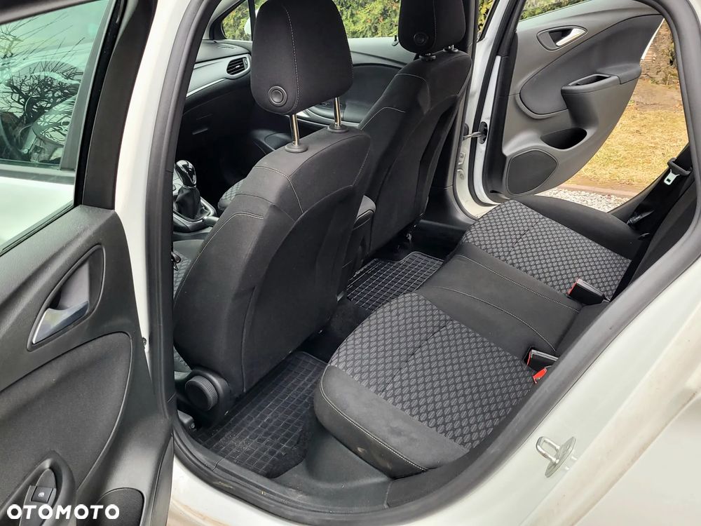 Opel Astra 1.5 CDTI Edition S&S - 13