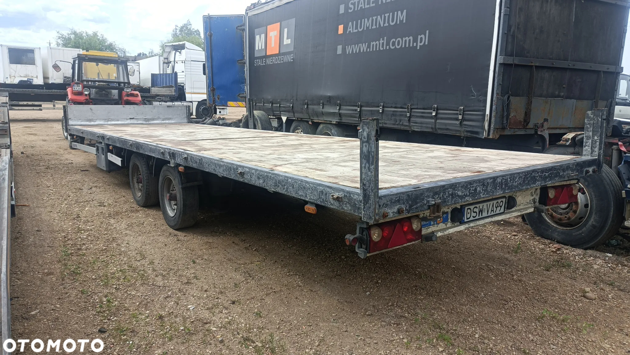 Przyczepa tandem do przewozu słomy siana beli - 4