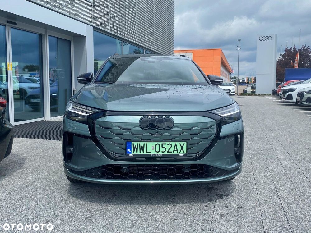 Audi Q4 e-tron - 9