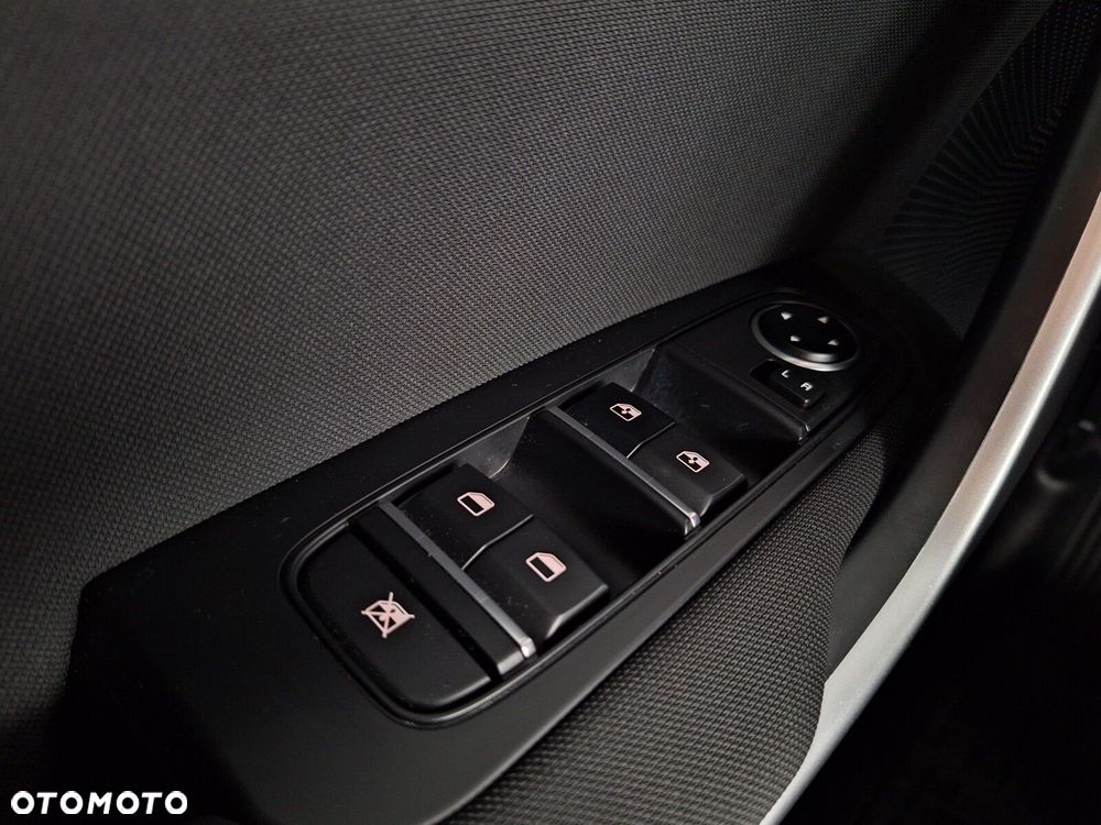 Kia Ceed 1.5 T-GDI M - 33