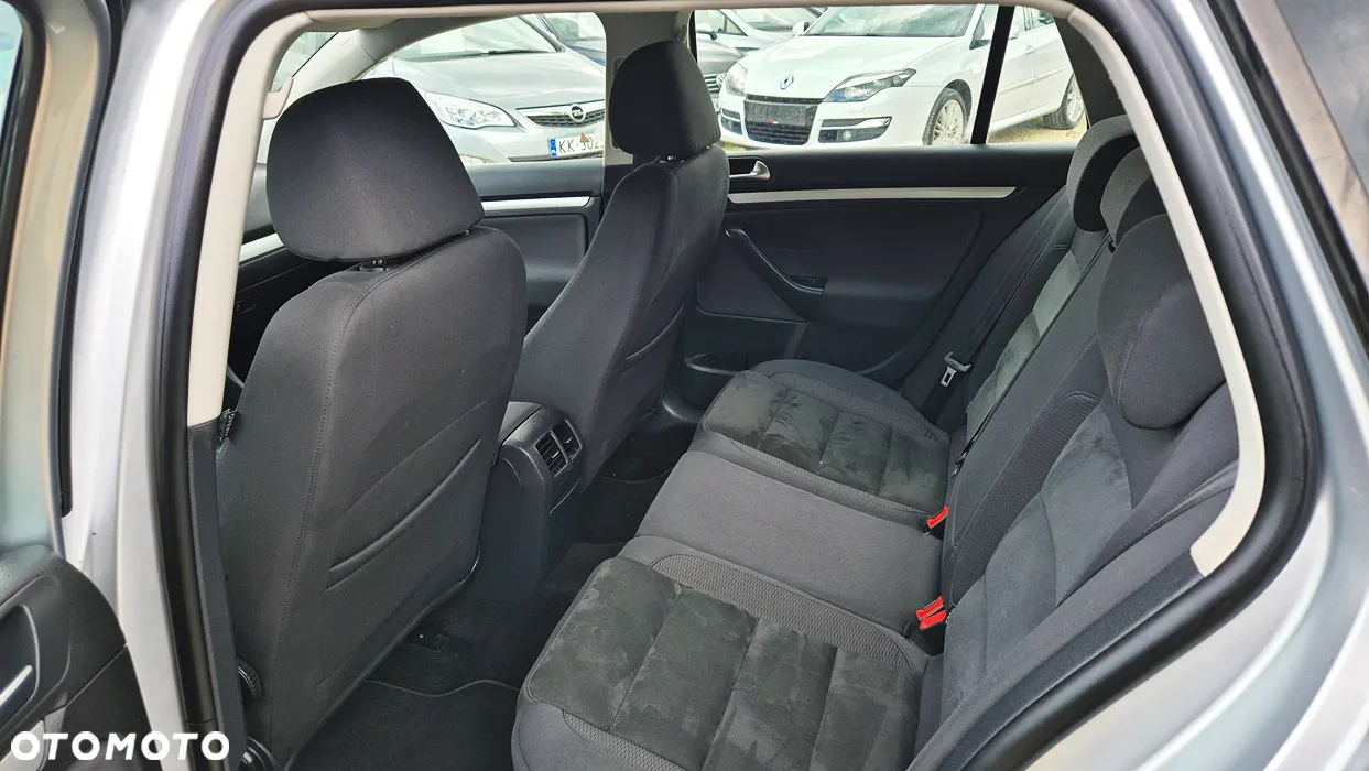 Volkswagen Golf 1.4 TSI DSG Highline - 33