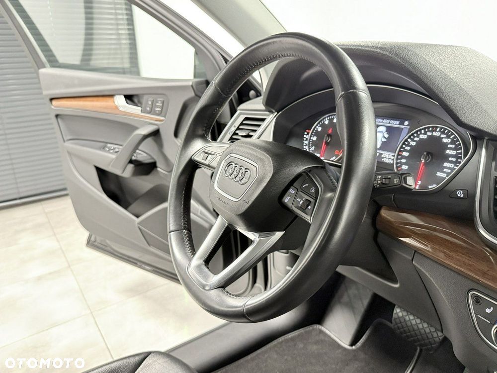 Audi Q5 45 TFSI quattro S tronic design - 23