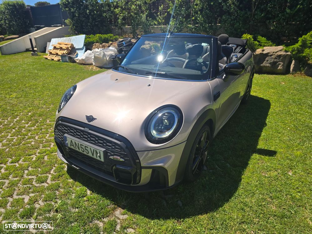 MINI Cabrio Cooper Premium Extra JCW Auto - 2