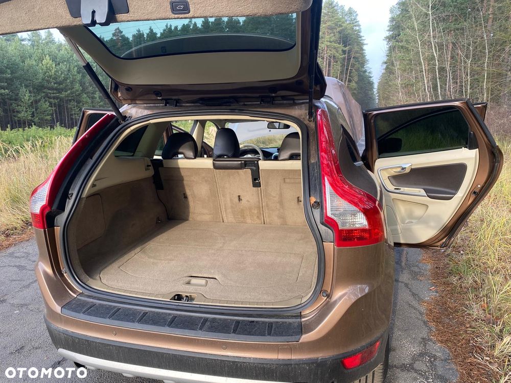 Volvo XC 60 T6 AWD RDesign - 15