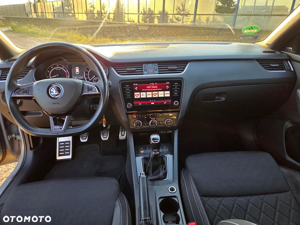 Skoda Octavia 2.0 TSI RS 230 - 12