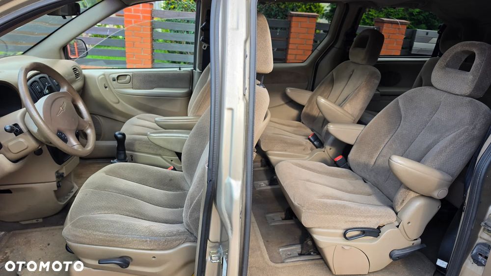 Chrysler Grand Voyager 2.5L CRD SE - 15
