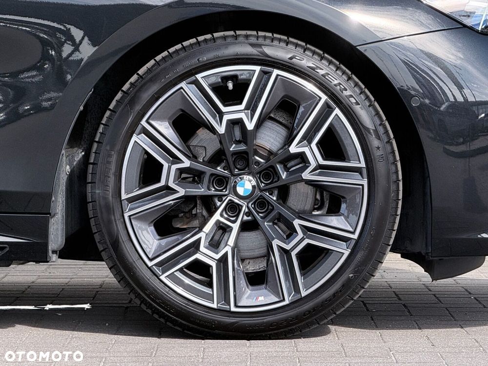 BMW Seria 5 - 14