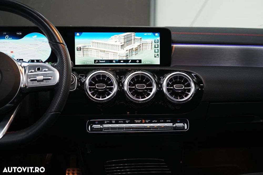 Mercedes-Benz CLA 200 7G-DCT AMG Line - 34