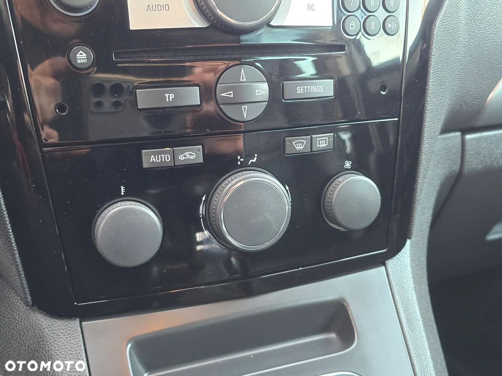 Opel Zafira 1.8 Cosmo - 31