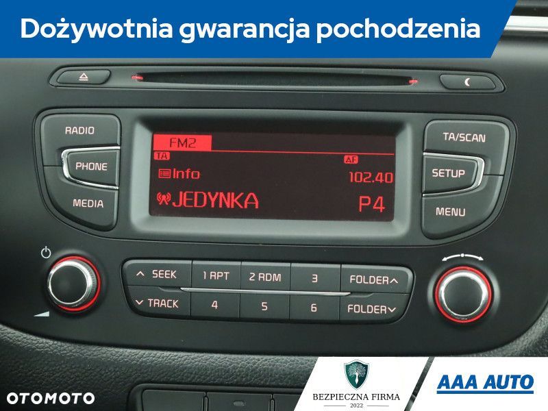 Kia Ceed - 11