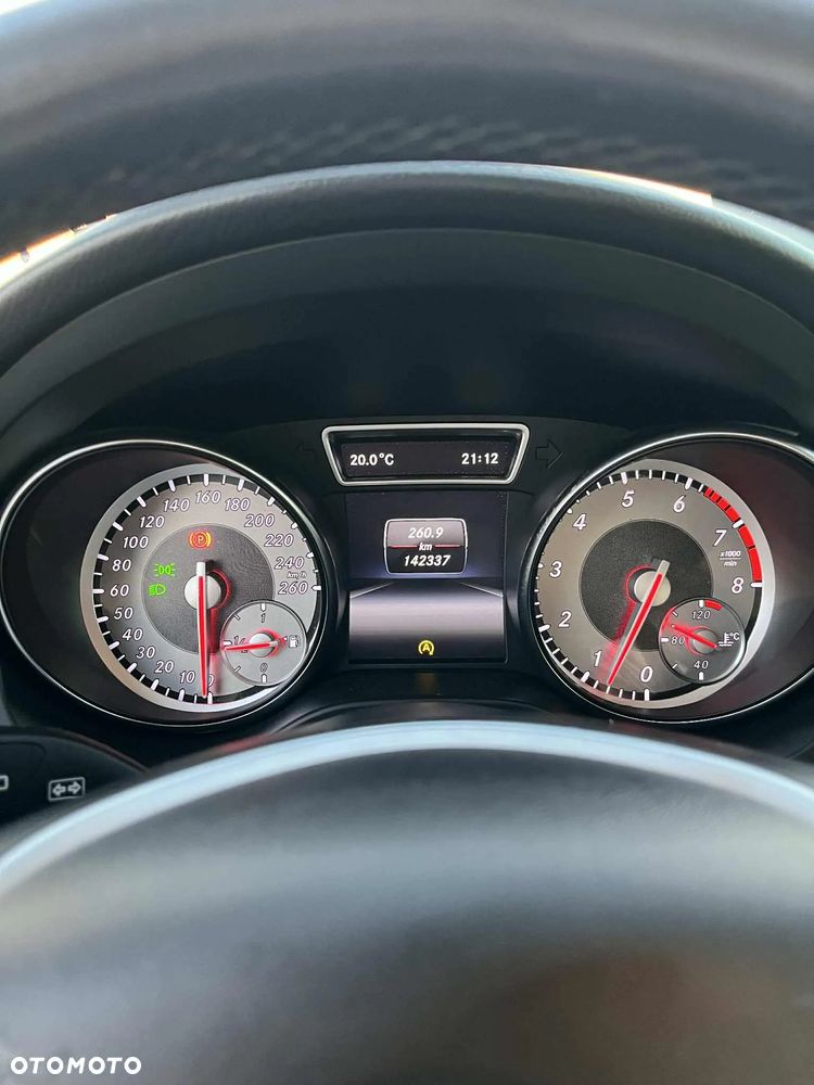 Mercedes-Benz GLA 200 - 7