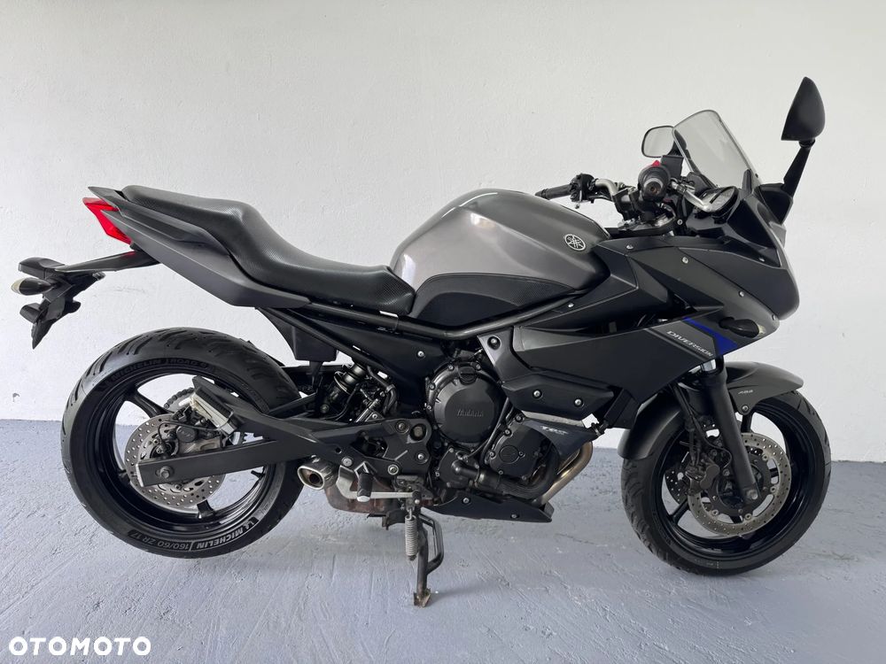 Yamaha XJ - 3