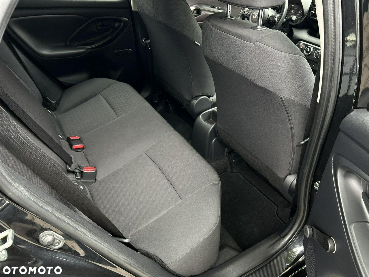 Toyota Yaris - 13