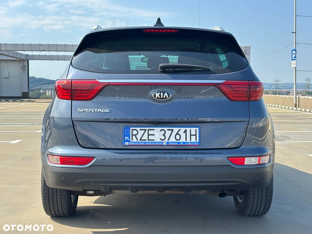 Kia Sportage 1.6 GDI 2WD DREAM-TEAM EDITION - 4