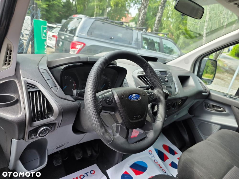 Ford TRANSIT CUSTOM - 14