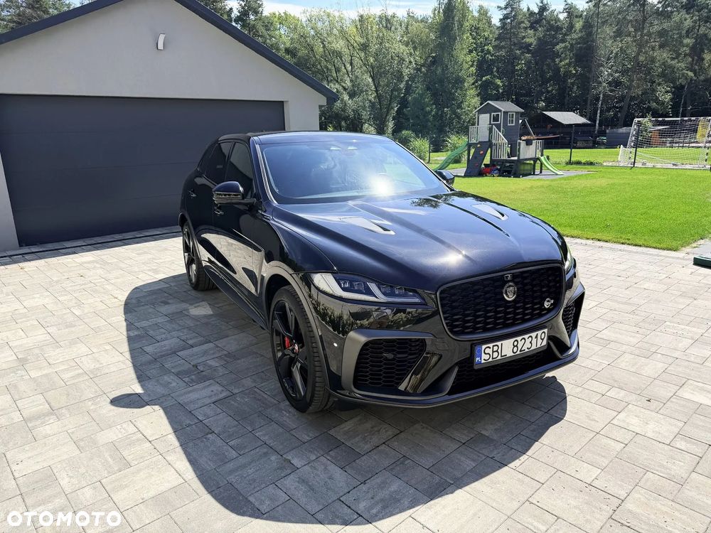 Jaguar F-Pace P550 AWD SVR - 1