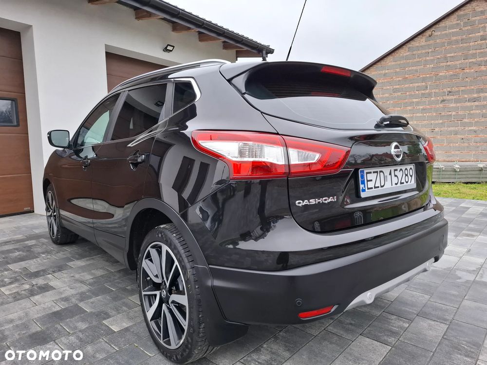 Nissan Qashqai 1.6 DCi Xtronic TEKNA - 3
