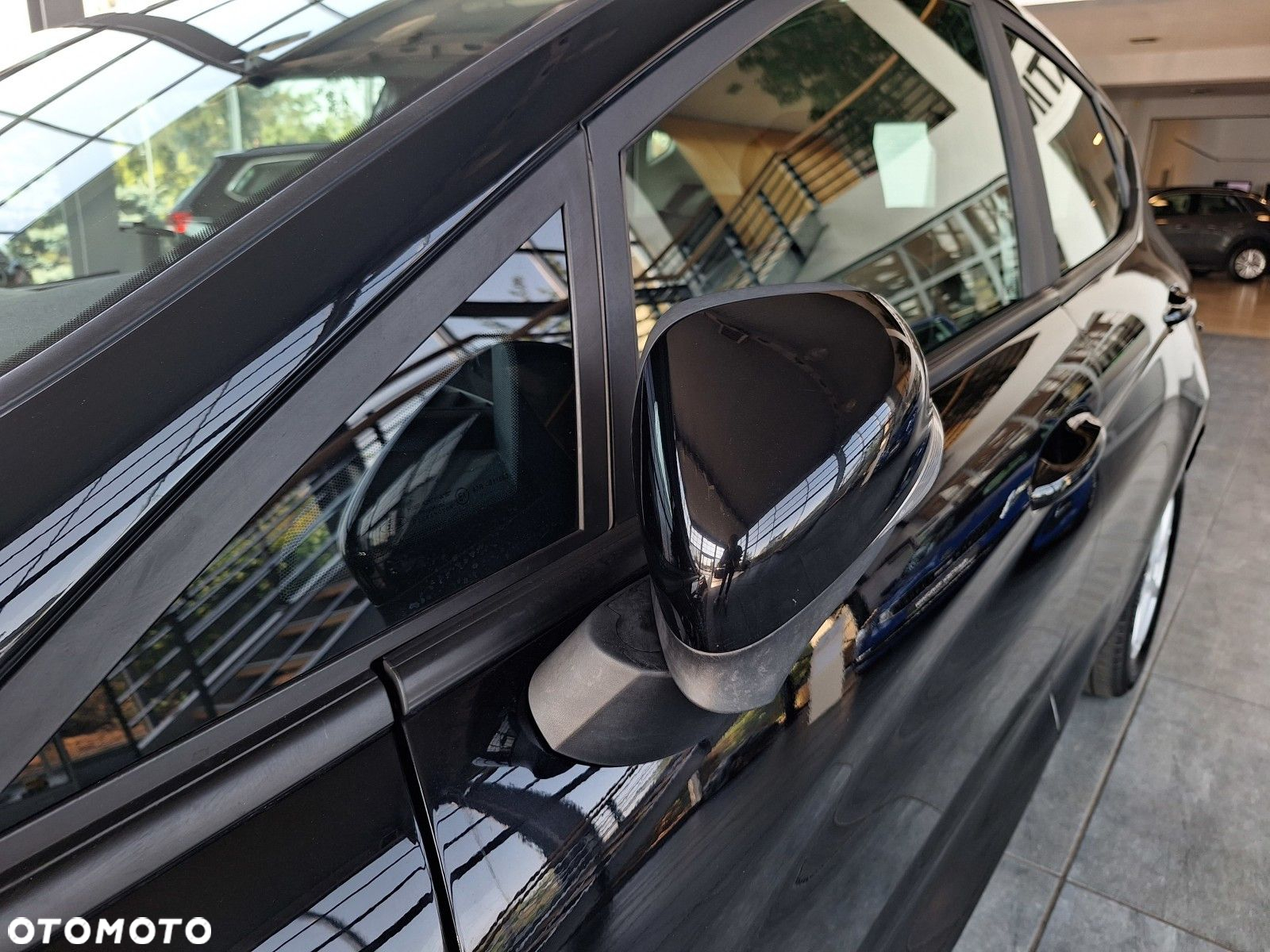 Ford Fiesta 1.0 EcoBoost Trend - 17