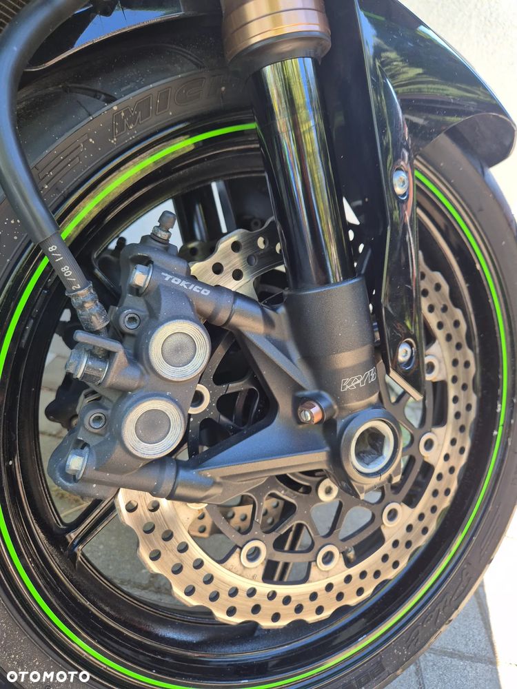 Kawasaki ZX - 32