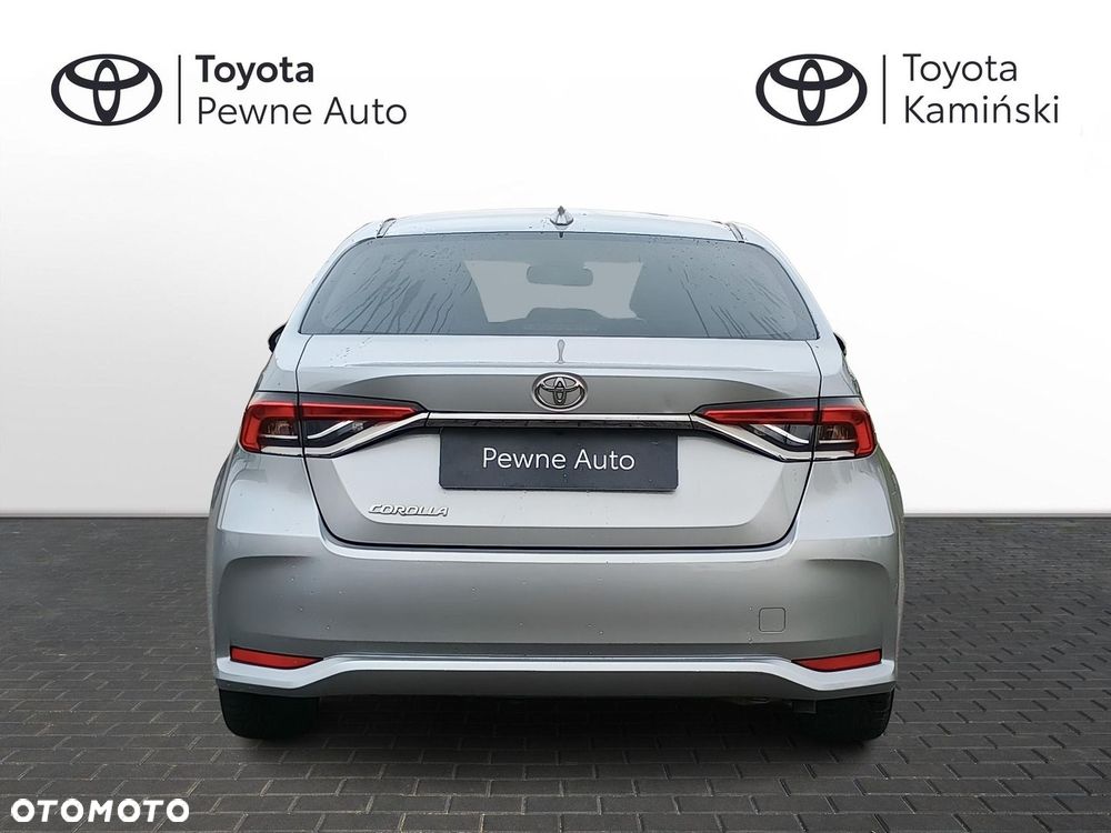 Toyota Corolla - 4
