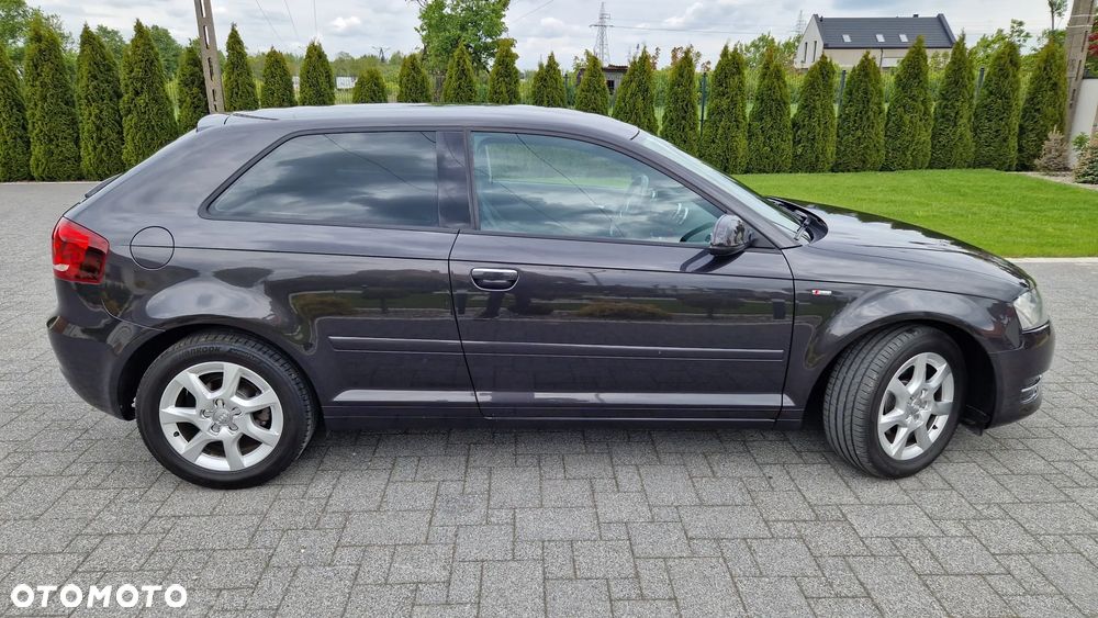 Audi A3 3-drzwiowe 1.6 TDI Attraction - 19