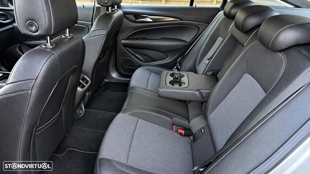 Opel Insignia Grand Sport 1.5 - 37