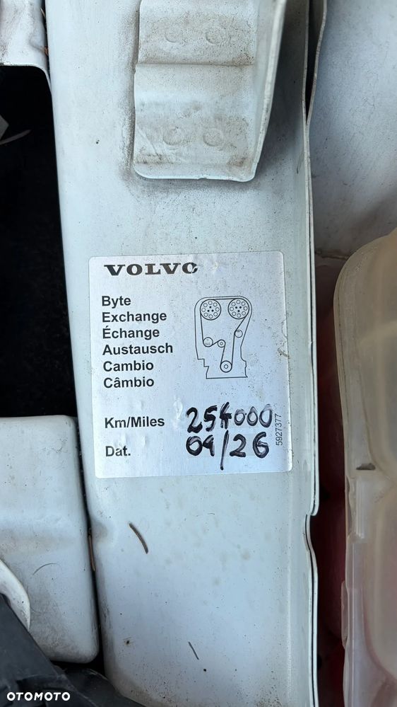 Volvo V40 D4 RDesign - 12