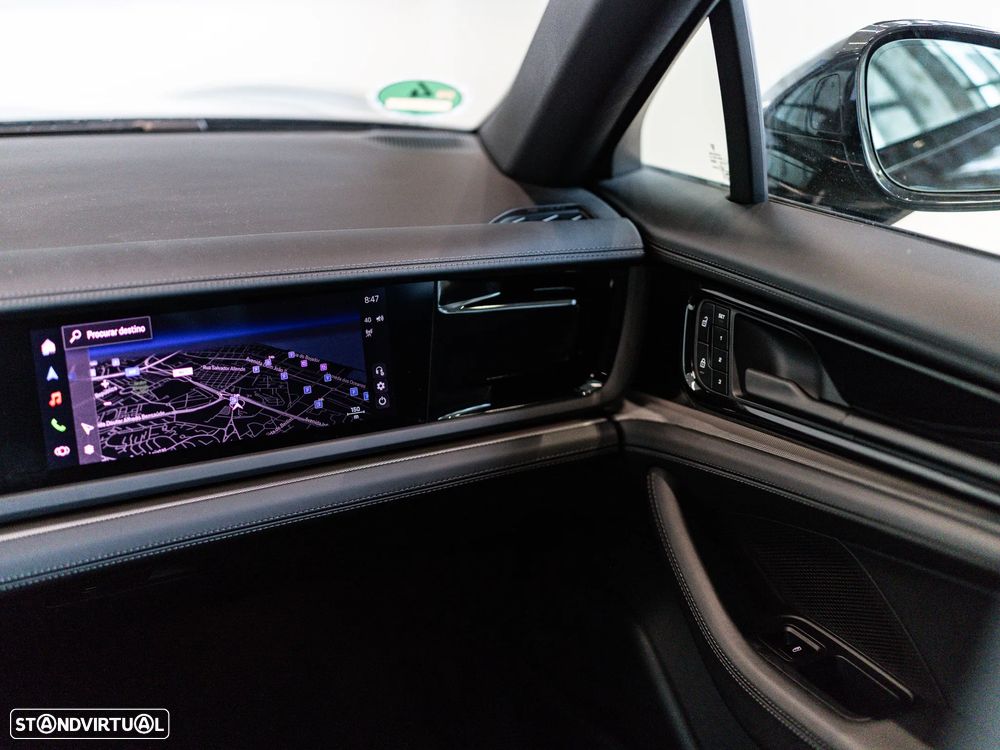 Porsche Panamera 4 E-Hybrid - 29