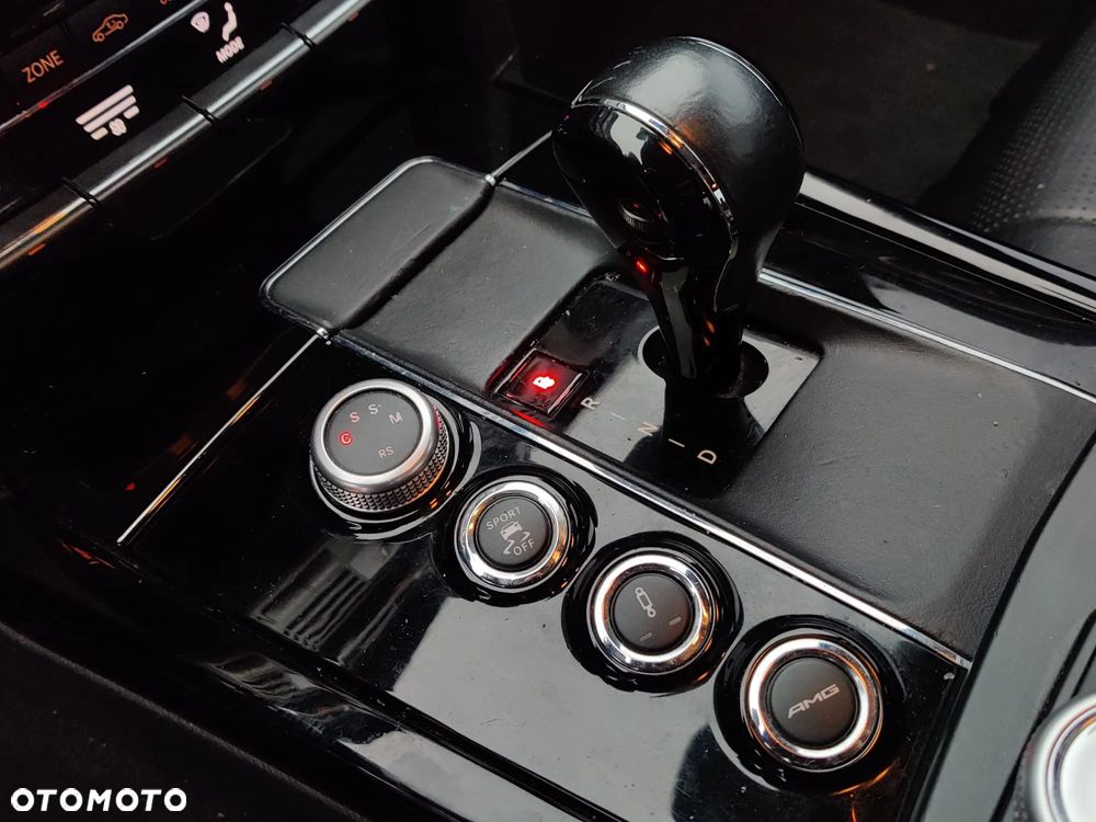 Mercedes-Benz Klasa E 63 AMG T AMG Speedshift 7G-MCT - 21