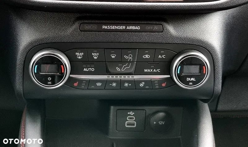 Ford Kuga 2.5 FHEV FWD ST-Line X - 16