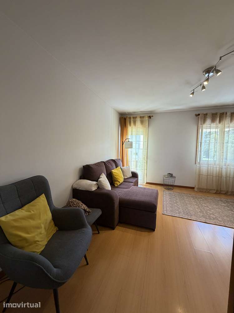 Andar-Moradia T2+Terreno+Garagem+Arrumos - Grande imagem: 4/20