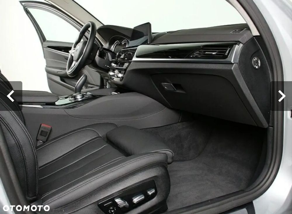 BMW Seria 5 520d Luxury Line - 6