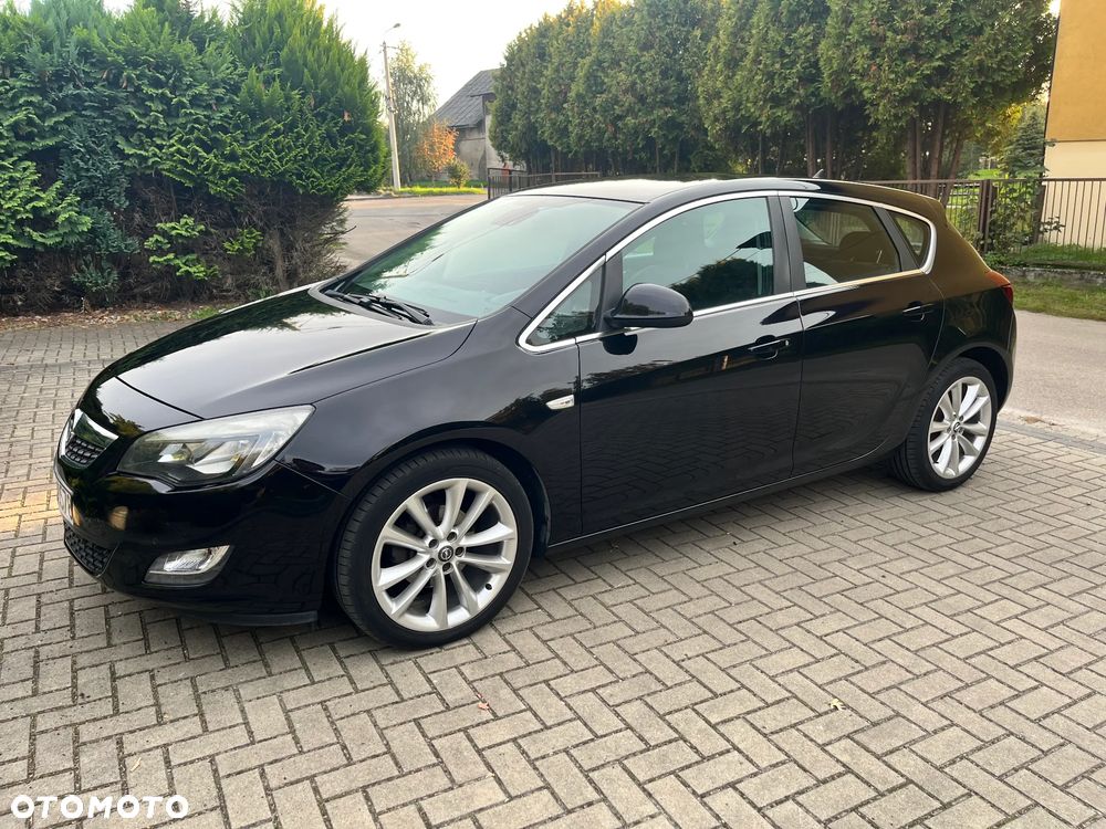 Opel Astra 1.6 Edition Sport - 1