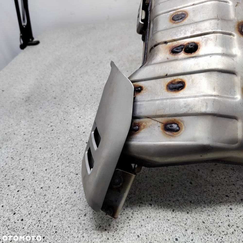 Tłumik, wydech, kolektor, osłona wydechu, tłumika Suzuki GSX-8S GSX8S GSX 8S - 23