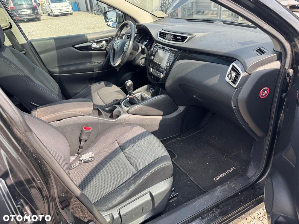Nissan Qashqai 1.6 dCi Tekna S&S - 11