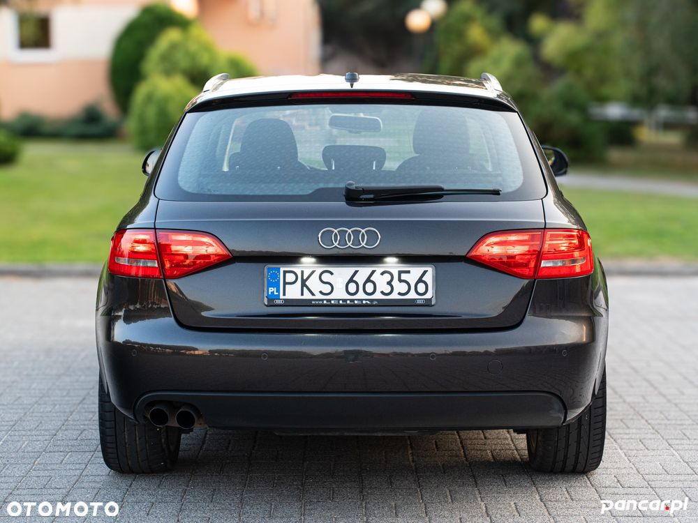 Audi A4 Avant - 8