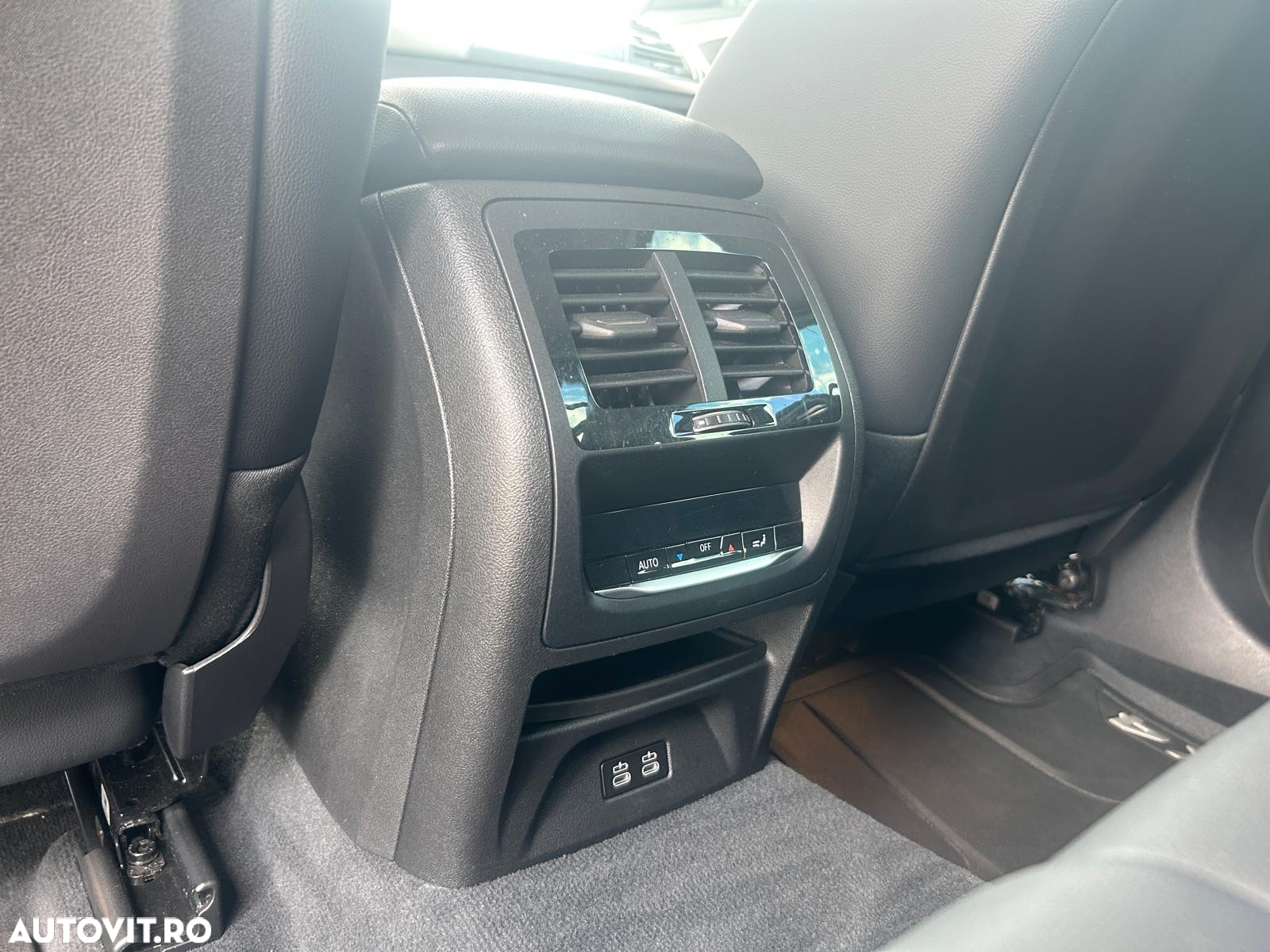 BMW X4 xDrive20i AT MHEV - 12