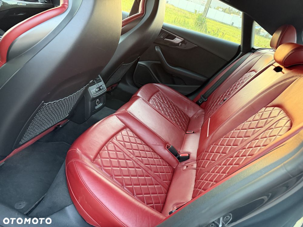 Audi S5 Sportback - 22
