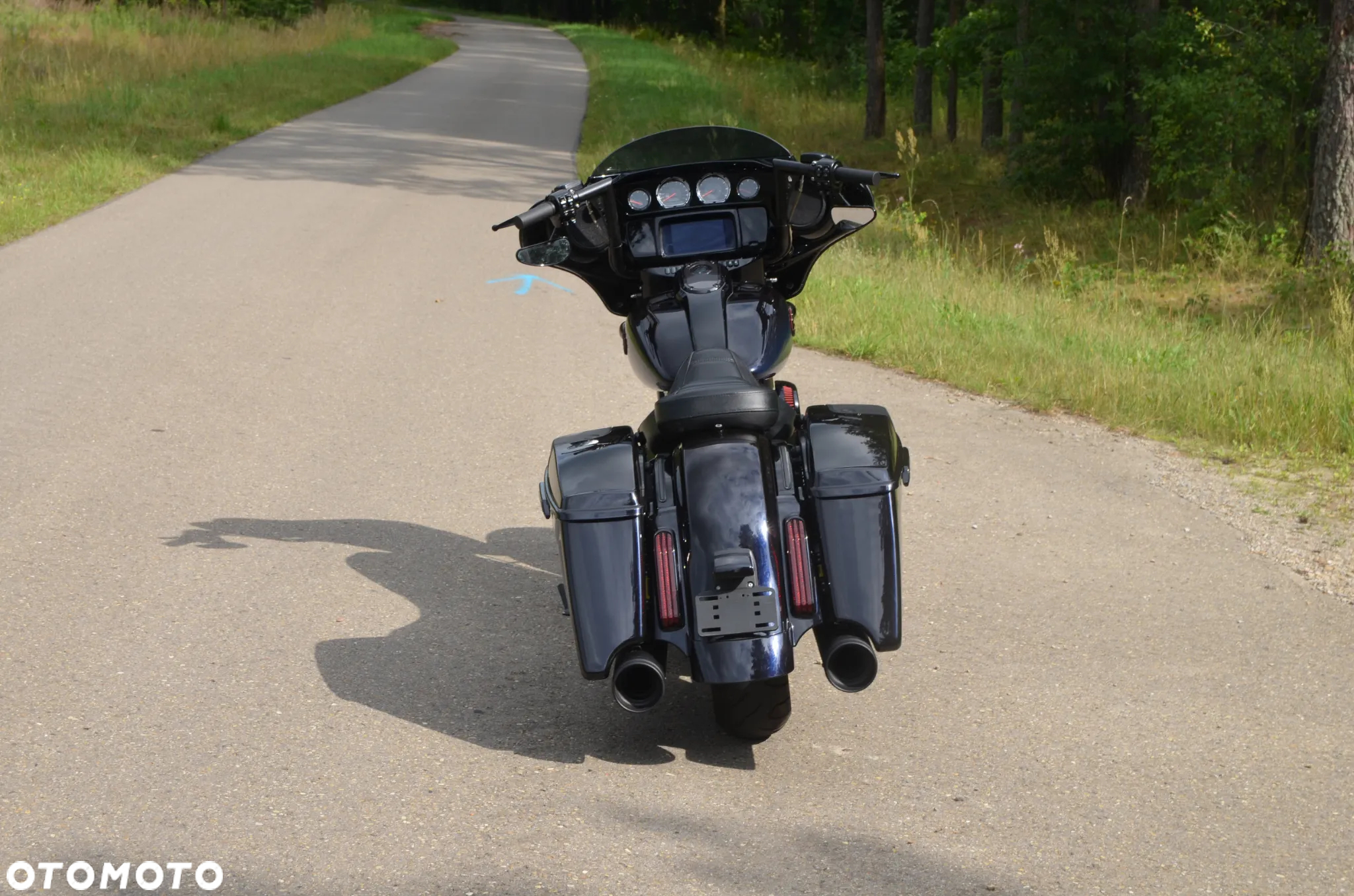 Harley-Davidson CVO Street Glide - 5