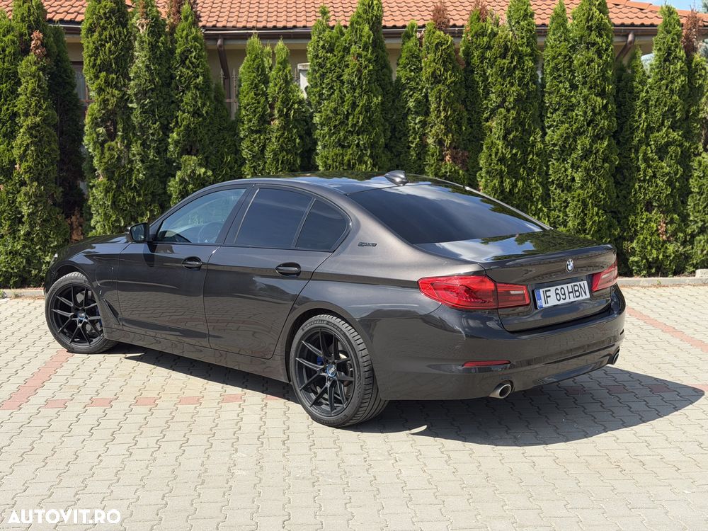 BMW Seria 5 530i AT MHEV - 10