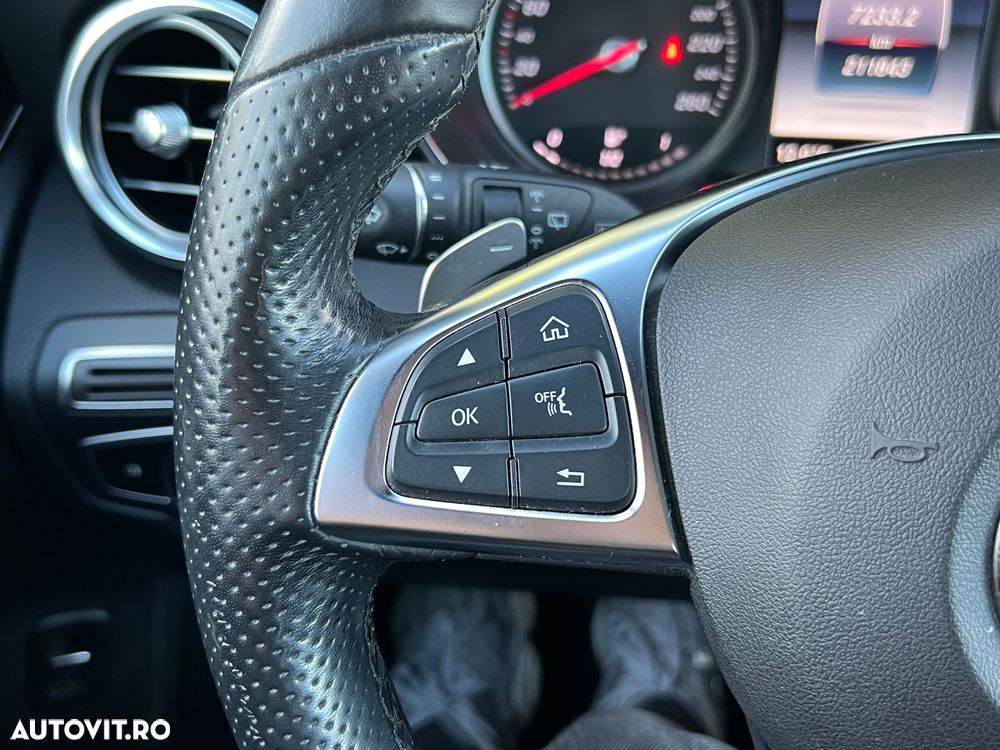 Mercedes-Benz GLC 220 d 4Matic 9G-TRONIC AMG Line - 19