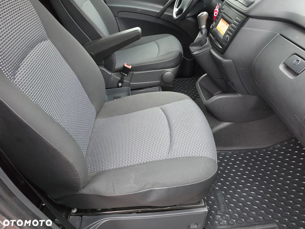 Mercedes-Benz Vito - 22